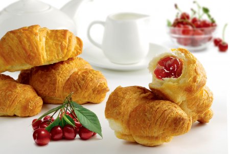 28 июня компания "Лукас" приглашает на бесплатную дегустацию круассанов