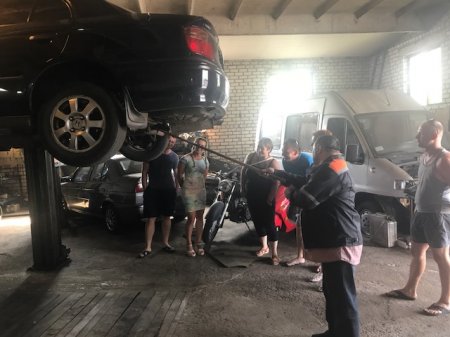 Впевнений, кваліфікований водій – саме на це спрямовані всі наші зусилля