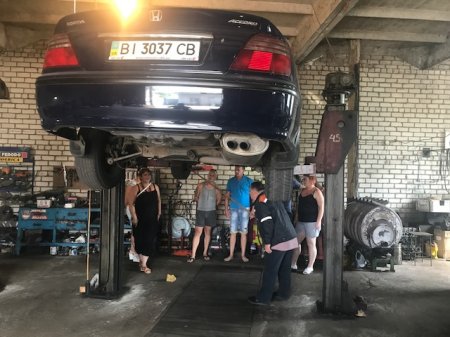 Впевнений, кваліфікований водій – саме на це спрямовані всі наші зусилля