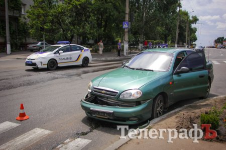 В Кременчуге столкнулись маршрутка и легковой автомобиль