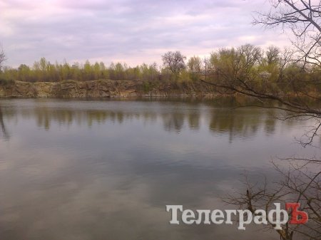 В Кременчуге в озере на артскладах утонул мужчина