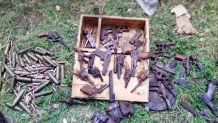 На Полтавщине в доме, где взорвалась граната, полиция нашла целый арсенал оружия