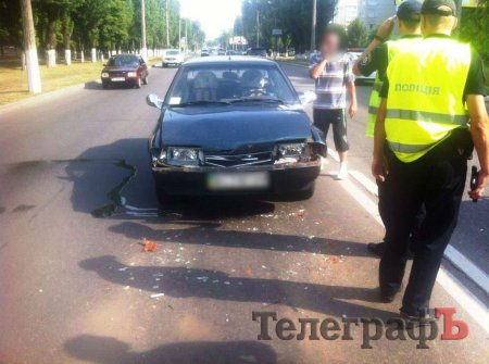 В Кременчуге на Керченской ВАЗ «догнал» бусик