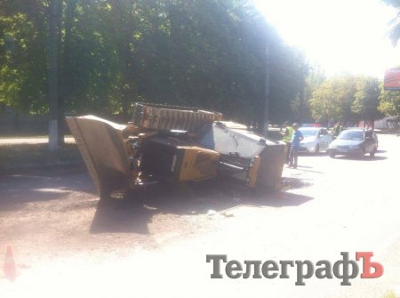 В Кременчуге на ул. Вадима Пугачева «прилег» бульдозер