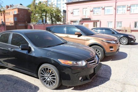 СБУ шукає потерпілих від дій банди викрадачів елітних авто