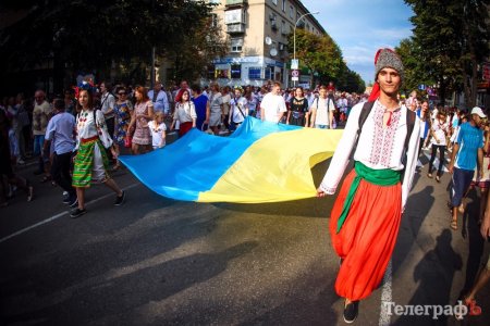 Малецький просить кременчужан підняти прапори до Дня Державного Прапора та Дня незалежності України