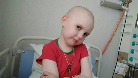 Маленька кременчужанка Наталочка – у черзі за життям