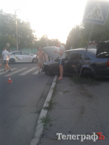 В Кременчуге патрульные попали в ДТП: разбили Prius