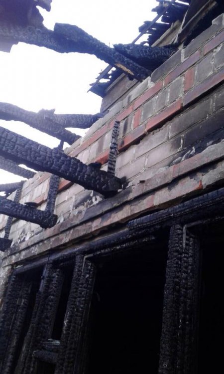 Під Кременчуком горів житловий будинок