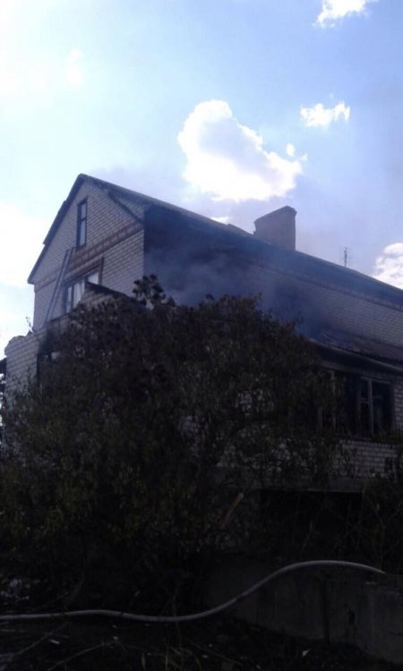 Під Кременчуком горів житловий будинок