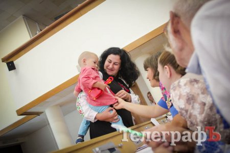 Вишиванки з бабусиної скрині, дукач за 25 тисяч євро та картини з колонії