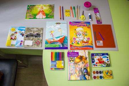 Первоклашки Молодежного в этом году не останутся без подарков