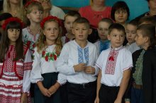 Первое сентября, первый класс, первый осенний дождь