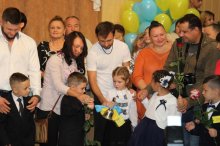 Первое сентября, первый класс, первый осенний дождь