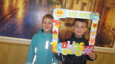 Первое сентября, первый класс, первый осенний дождь