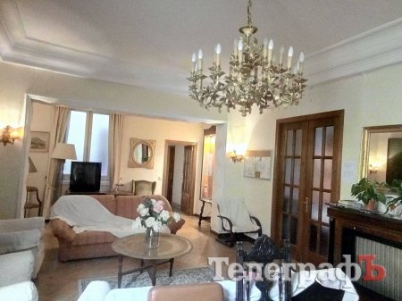 Кременчугский пакет съездил в Европу по безвизу.  А как ты провел свое лето?