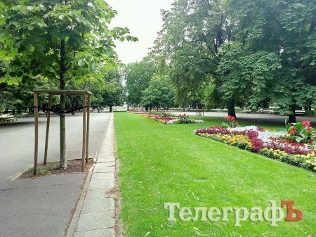 Кременчугский пакет съездил в Европу по безвизу.  А как ты провел свое лето?