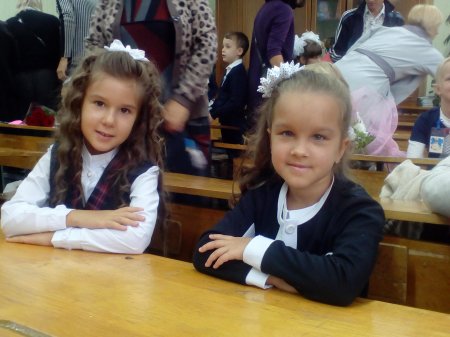 Первое сентября, первый класс, первый осенний дождь