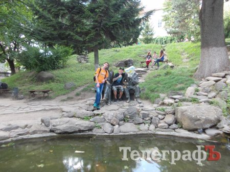 Кременчугский пакет съездил в Европу по безвизу.  А как ты провел свое лето?