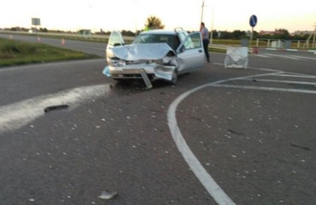 На Полтавщине на трассе столкнулись «ВАЗ» и грузовой фургон