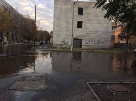 Кременчугская Венеция: ул. Ивана Мазепы затопило