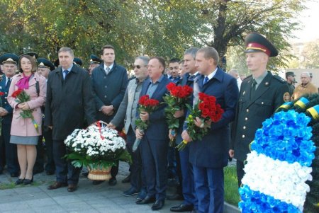 В День Города кременчужане почтили память погибших во Второй мировой войне