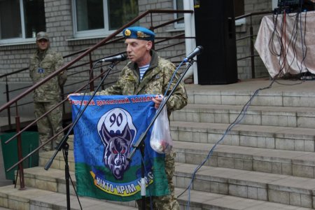 На будівлі колегіуму № 25 відкрили меморіальні дошки учасникам АТО Степану Уссу та Олегу Довбні