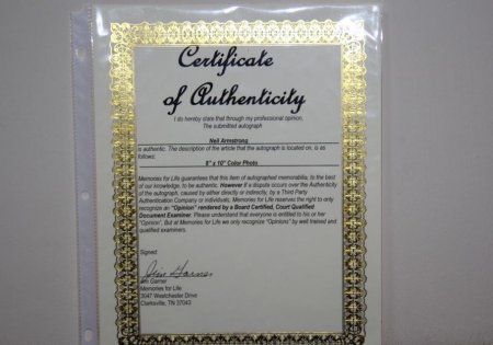 Где в Кременчуге можно увидеть автограф «человека с Луны»