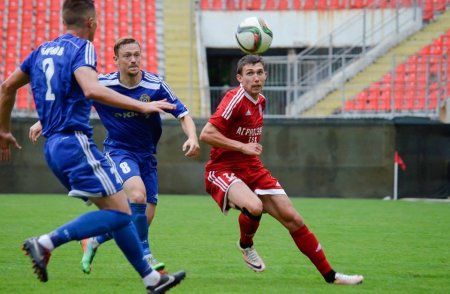 Футбольний клуб «Кремінь» приймає «Суми». Пряма трансляція Футбольний клуб «Кремінь» приймає «Суми». Пряма трансляція