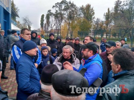 Кремінь поступається Сумам та опускається