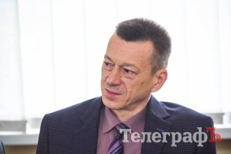 «Открытые слушания» по инвестпрограмме «Полтаваоблэнерго» в Кременчуге проходили практически в пустом зале