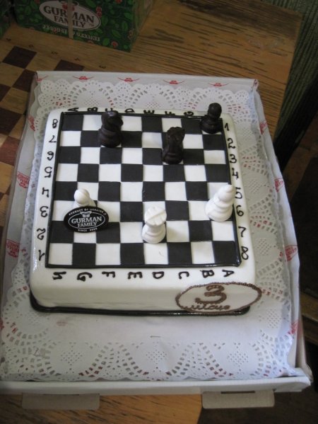 Юні шахісти Кременчука отримали шоколадні шахи