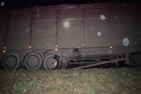 На Полтавщине фура «снесла» Toyota и скрылась с места ДТП: водитель легковушки погиб