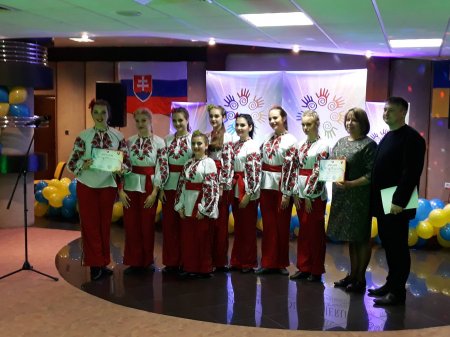 Студенти та ліцеїсти Кременчуцького педколеджу втерли всім носа на Міжнародному фестивалі у Словаччині