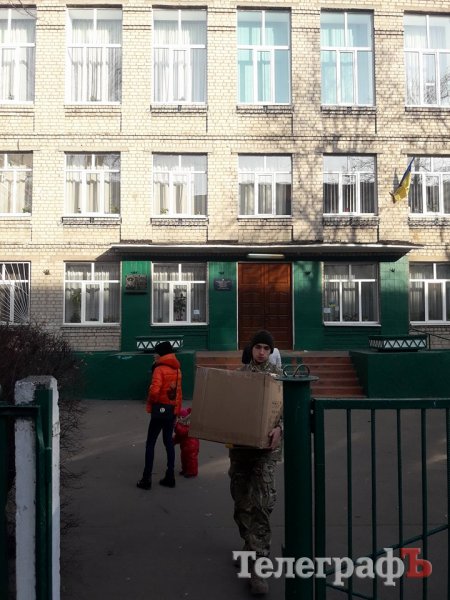 Збираємо гостинці: 2 грудня волонтери їдуть в гості до «Правого сектора»