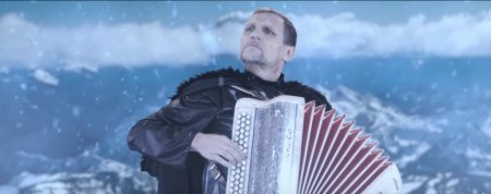«Зима прийде»: Олег Скрипка в кінці робочого дня