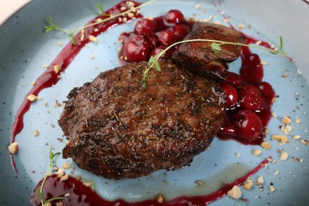 Новорічний корпоратив і Новорічна ніч у модній Європі