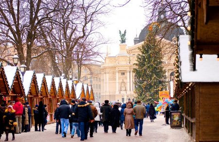 Топ-20 рождественских фестивалей: куда отправиться за новогодним настроением