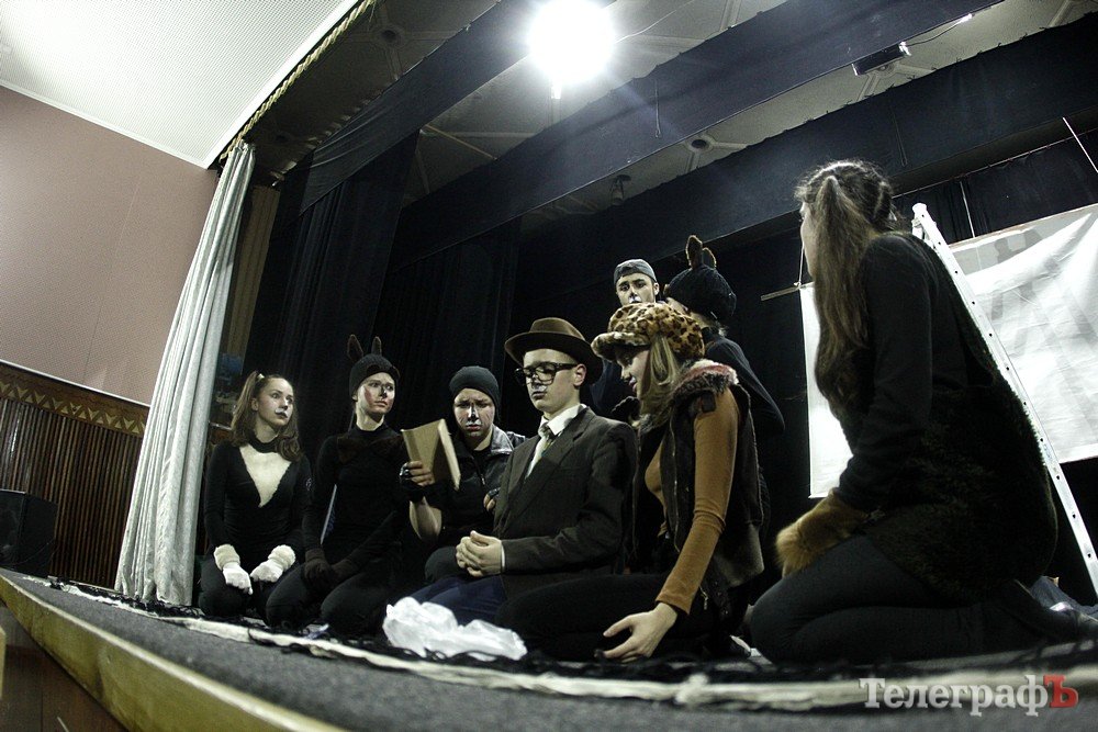 Как попасть в рай спектакль фото. Как попасть в рай спектакль актеры. Как попасть в рай спектакль. Скулкина "как попасть в рай?" спектакль. Как попасть в рай спектакль воронеж.