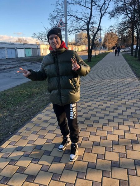 Перший день на вулиці без милиць