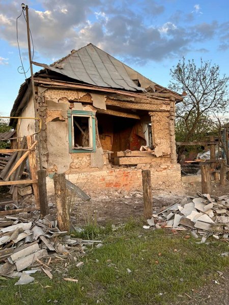 Пошкоджений будинок на Сумщині