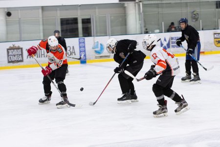 Дитячі хокейні команди «Кременчука» помірялися силами з «Харківськими Берсерками»