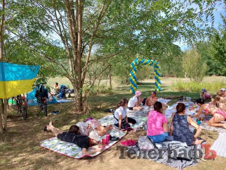 Українці у Фрайбурзі влаштували забіг та пікнік на честь Дня Незалежності