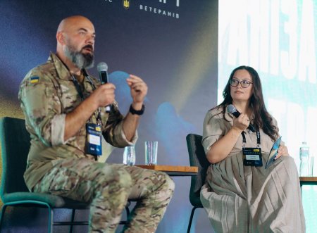 Анна Адом та Віктор Комаренко спілкуються про створення сильних команд із ветеранів та цивільних