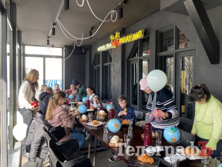 Активісти Кременчуцького міського осередку ВО «Союз осіб з інвалідністю України» влаштували чаювання для дітей з інвалідністю