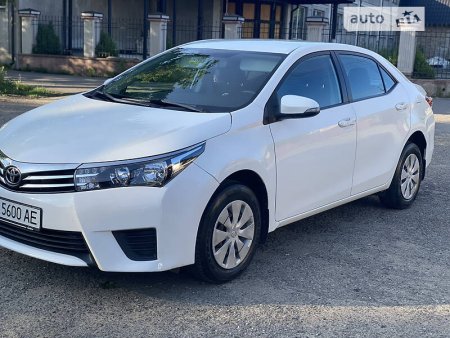Toyota Corolla 2013 року випуску