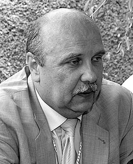 КрАЗ відмовляється від капота КрАЗ відмовляється від капота