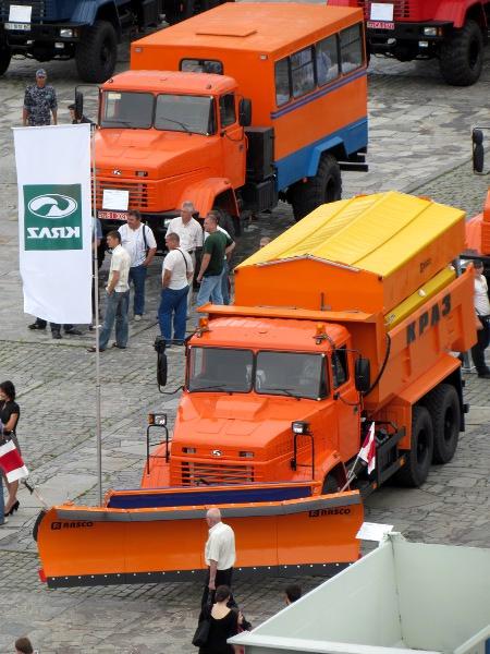 До конца 2011 года КрАЗ планирует продать в Украине 160 автомобилей для коммунальных служб До конца 2011 года КрАЗ планирует продать в Украине 160 автомобилей для коммунальных служб