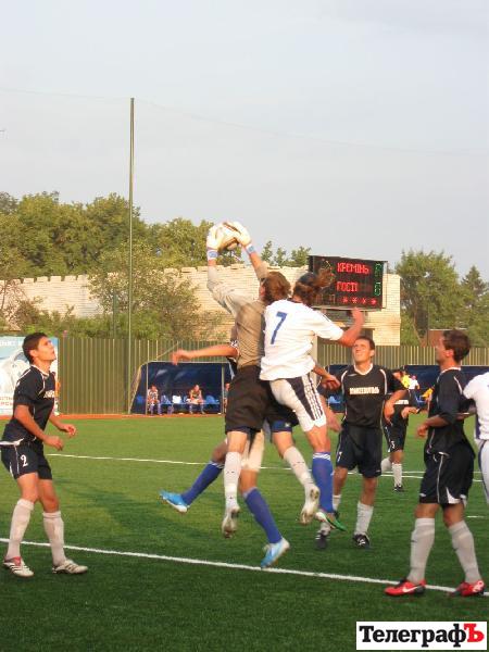 ФУТБОЛ. Чемпионат Украины. 2 лига. Даёшь стране угля! «Кремень» облыграл «Макеевуголь». ФОТО, ВИДЕО. ФУТБОЛ. Чемпионат Украины. 2 лига. Даёшь стране угля! «Кремень» облыграл «Макеевуголь». ФОТО, ВИДЕО.