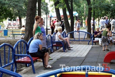 В Кременчуге открыли сквер «Сосновый» после реконструкции В Кременчуге открыли сквер «Сосновый» после реконструкции